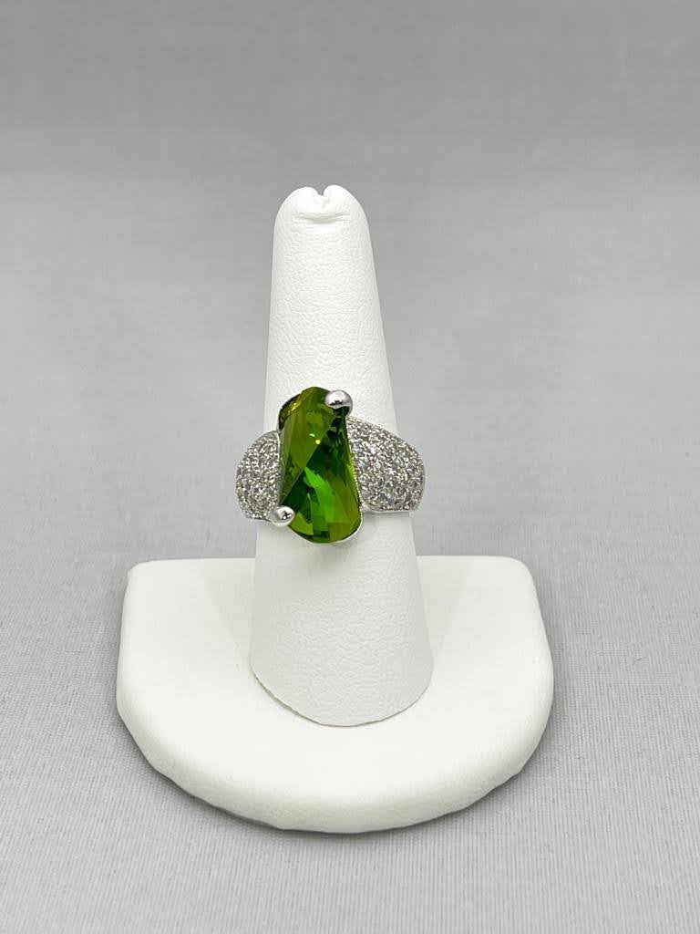 Triangle Green and Silver Ring - Kollection by Kauriel